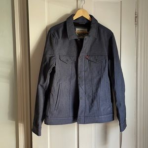 NWT Men’s Water Resistant Trucker Jacket | Levi’s M